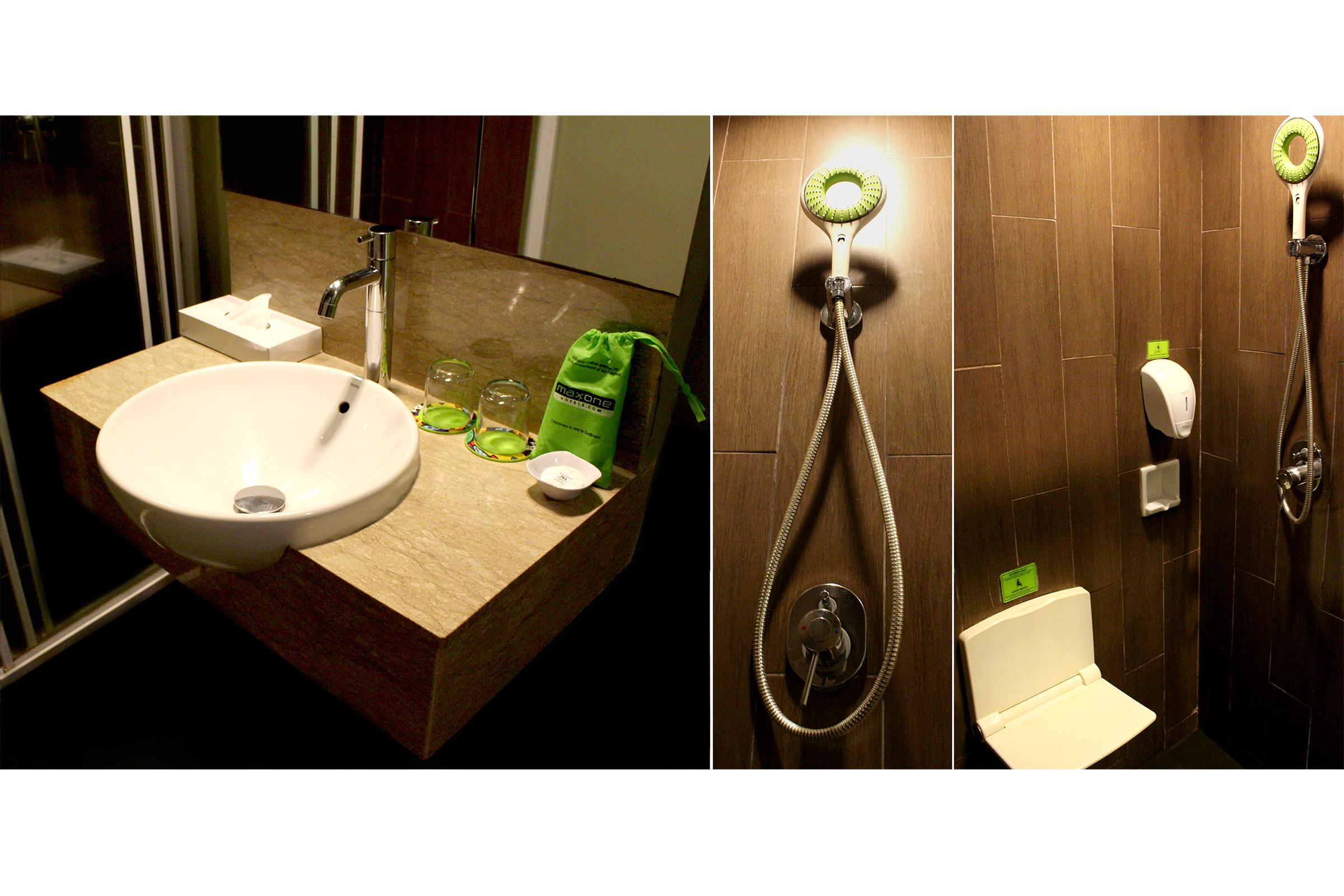 Maxonehotels.Com At Sabang Jakarta Exterior photo