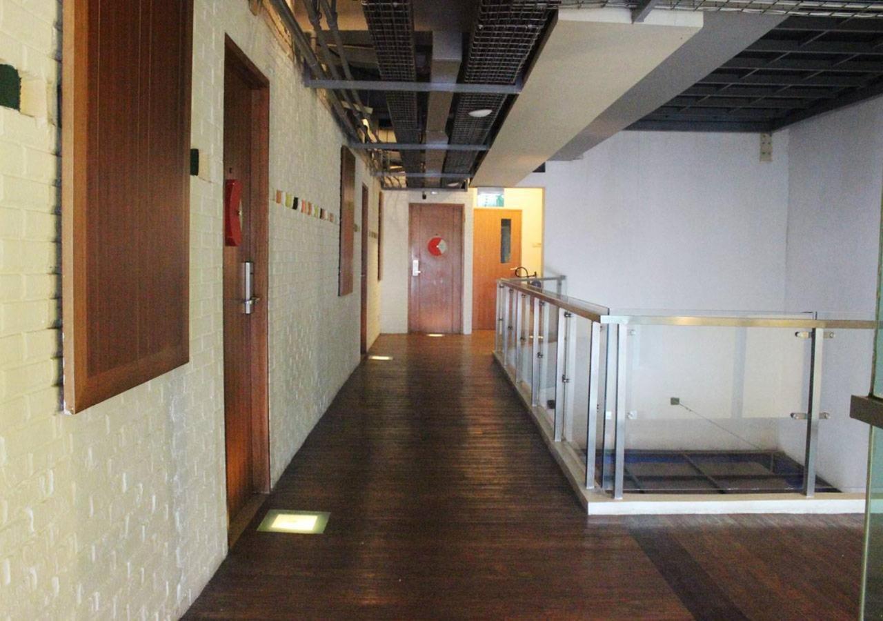 Maxonehotels.Com At Sabang Jakarta Exterior photo